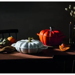 LE CREUSET Cocotte en Fonte Citrouille 24 cm Volcanique