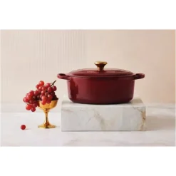 Best LE CREUSET Cocotte en Fonte Ovale 29 cm Garnet Bouton Doré Signature