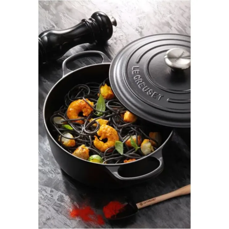 Clearance LE CREUSET Cocotte en Fonte Ronde 22 cm Noir mat Signature