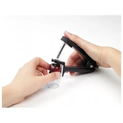 New OXO Dénoyauteur à cerises et olives Noir Good Grips