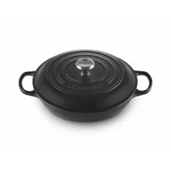 LE CREUSET Faitout Noir Mat en Fonte avec Intérieur Noir 30 cm Signature