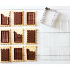 Best SCRAPCOOKING Kit Emporte-Pièce et Moule à Chocolat Biscuit School