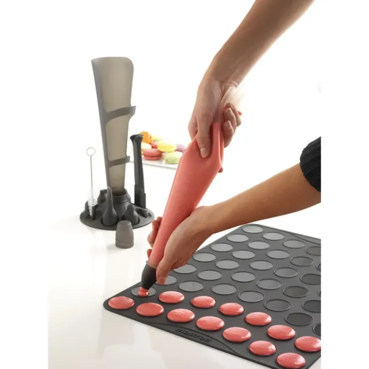 Discount MASTRAD Kit Poches à Douille Silicone + 6 Douilles