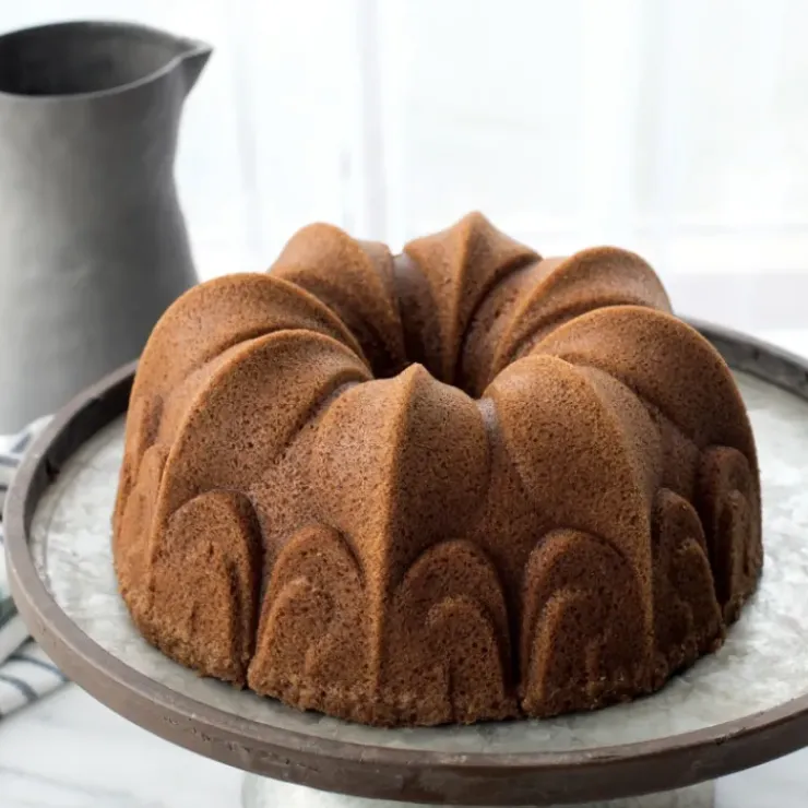 Sale NORDIC WARE Moule à Gâteau Bundt Fleur de Lys Toffee