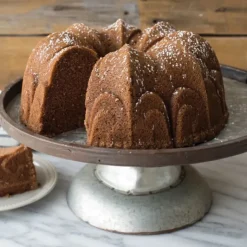 Sale NORDIC WARE Moule à Gâteau Bundt Fleur de Lys Toffee