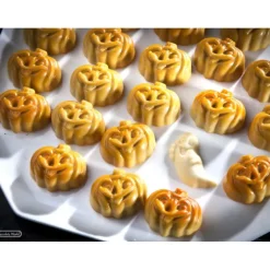 New CHOCOLATE WORLD Moule Chocolat Citrouille 35x29mm (x24)