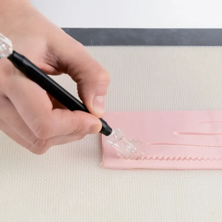 SILIKOMART Roulette à gaufrer pour Pâte à Sucre
